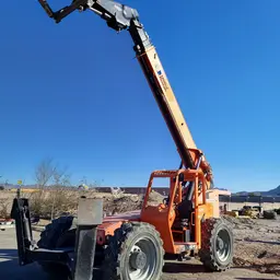 2017 SKYTRAK 10054 Forklift