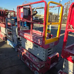 2018 MEC MICRO 19 Scissor Lift