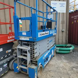 2017 Genie GS-3232 Scissor Lift