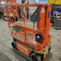 2014 JLG 1230ES Self-Propelled One-Person Lift