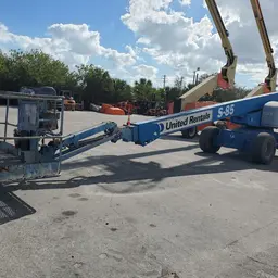 2015 Genie S-85 Boom Lift