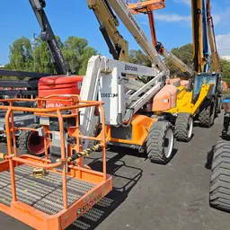 2017 Snorkel A46JRT Articulating Boom Lift