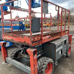 2016 Skyjack SJ6826RT Rough Terrain Scissor Lift