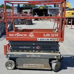 2015 Skyjack SJIII3219 Scissor Lift