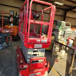 2018 MEC MICRO 19 Scissor Lift