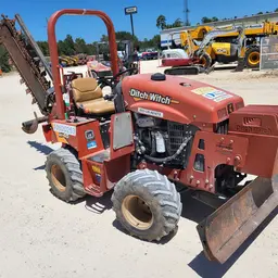 2017 Ditch Witch RT45 Ride-On Trencher