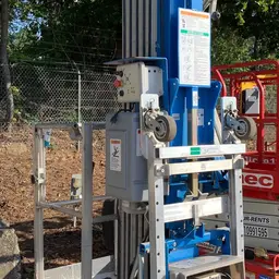 2018 Genie AWP-40SDC Pusharound Lift