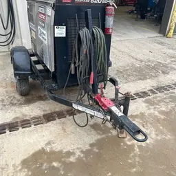 2018 Lincoln Electric VANTAGE 520 Welder