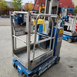 2018 Genie GR-20 Self-Propelled One-Person Lift