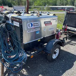 2019 Lincoln Electric VANTAGE 322 Welder