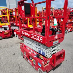 2018 MEC 1330SE Scissor Lift