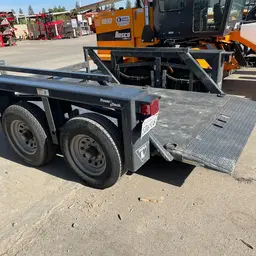 2018 JLG 7610 Trailer