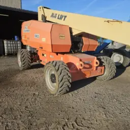2016 JLG 800S Boom Lift