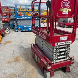 2018 MEC MICRO 19 Scissor Lift