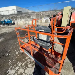2015 JLG 450AJ Articulating Boom Lift