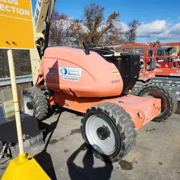 2013 JLG 600AJ Articulating Boom Lift