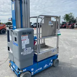 2017 Genie GR-20 Self-Propelled One-Person Lift