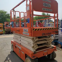 2017 Snorkel S4732E Scissor Lift