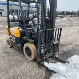 2019 LIUGONG CLG2025G Warehouse Forklift