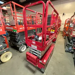 2017 MEC 1330SE Scissor Lift