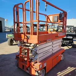2017 Snorkel S4732E Scissor Lift