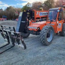 2016 SKYTRAK 8042 Forklift