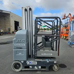 2018 JLG 20MVL Self-Propelled One-Person Lift