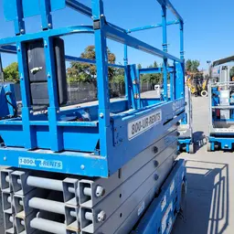 2017 Genie GS-3232 Scissor Lift
