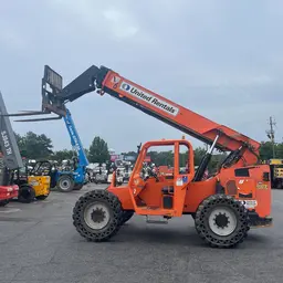 2015 SKYTRAK 6042 Forklift