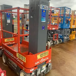2016 Skyjack SJ16 Self-Propelled One-Person Lift