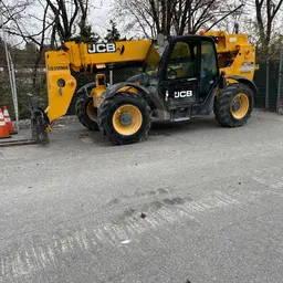 2015 JCB 507-42 Forklift