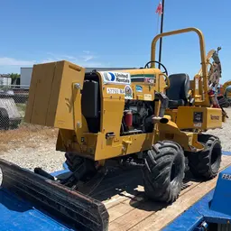 2018 Vermeer RTX450 Ride-On Trencher