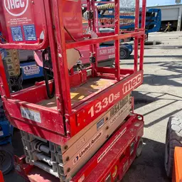 2016 MEC 1330SE Scissor Lift