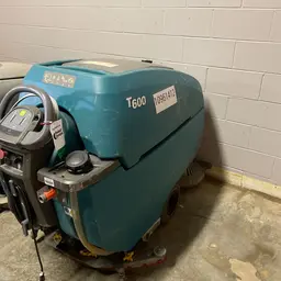 2019 Tennant T600-28 Scrubber