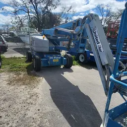 2013 Genie Z-45/25J DC Articulating Boom Lift