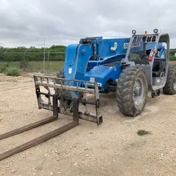 2014 Genie GTH-844 Forklift