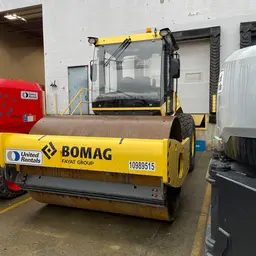 2019 BOMAG BW211D-5 Single Drum Roller