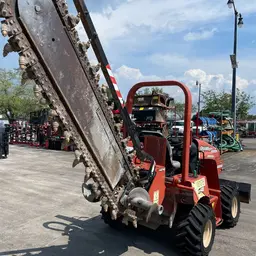 2017 Ditch Witch RT45 Ride-On Trencher