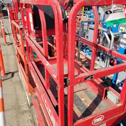 2017 MEC 1330SE Scissor Lift