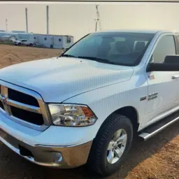 2018 Dodge 1500CREWSLTG4WD Pickup Truck