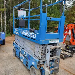 2015 Genie GS-2632 Scissor Lift