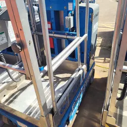 2018 Genie GR-12 Self-Propelled One-Person Lift