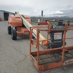 2013 JLG 400S Boom Lift