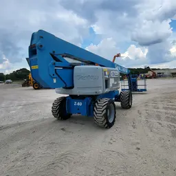 2013 Genie Z-80/60 Articulating Boom Lift