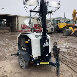 2017 Allmand NIGHT LIGHT V Towable Light Tower