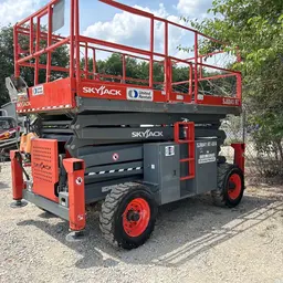 2018 Skyjack SJ8841 Rough Terrain Scissor Lift