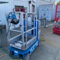 2016 Genie GR-20 Self-Propelled One-Person Lift