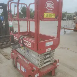 2017 MEC 1330SE Scissor Lift