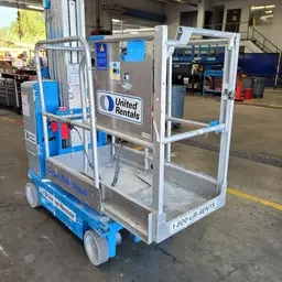 2017 Genie GR-20 Self-Propelled One-Person Lift