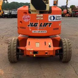 2013 JLG E450AJ Articulating Boom Lift